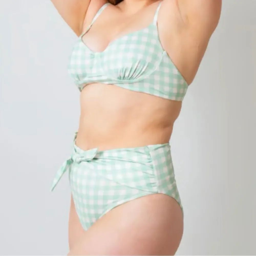 NWT Kitty and Vibe High Hip Bottoms in Green Gingham